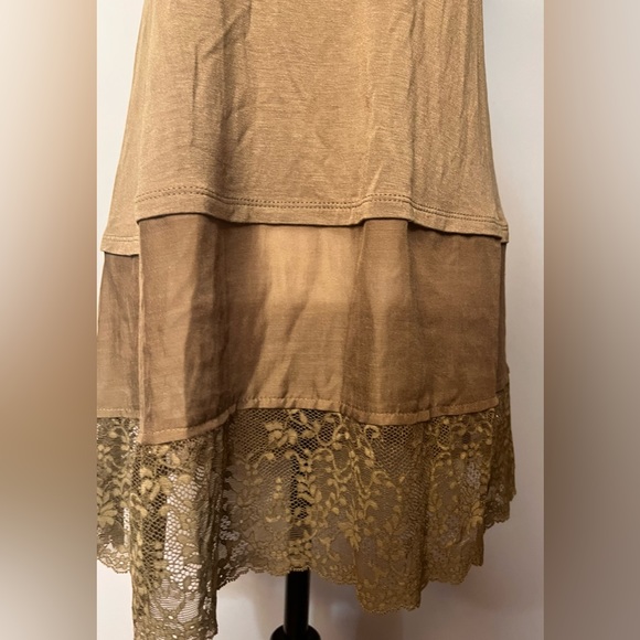 LOGO by Lori Goldstein Bronze Colored Tank Top Tunic w/ Layered Lace at Hemline! - Picture 3 of 8